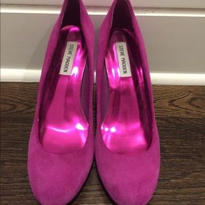 Steve Madden Magenta Pumps